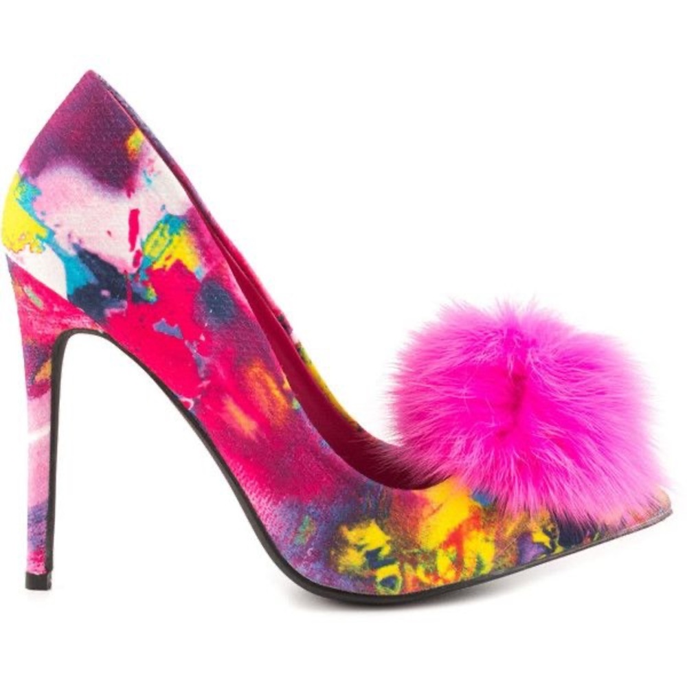 PRIVILEGED heel size 8.5